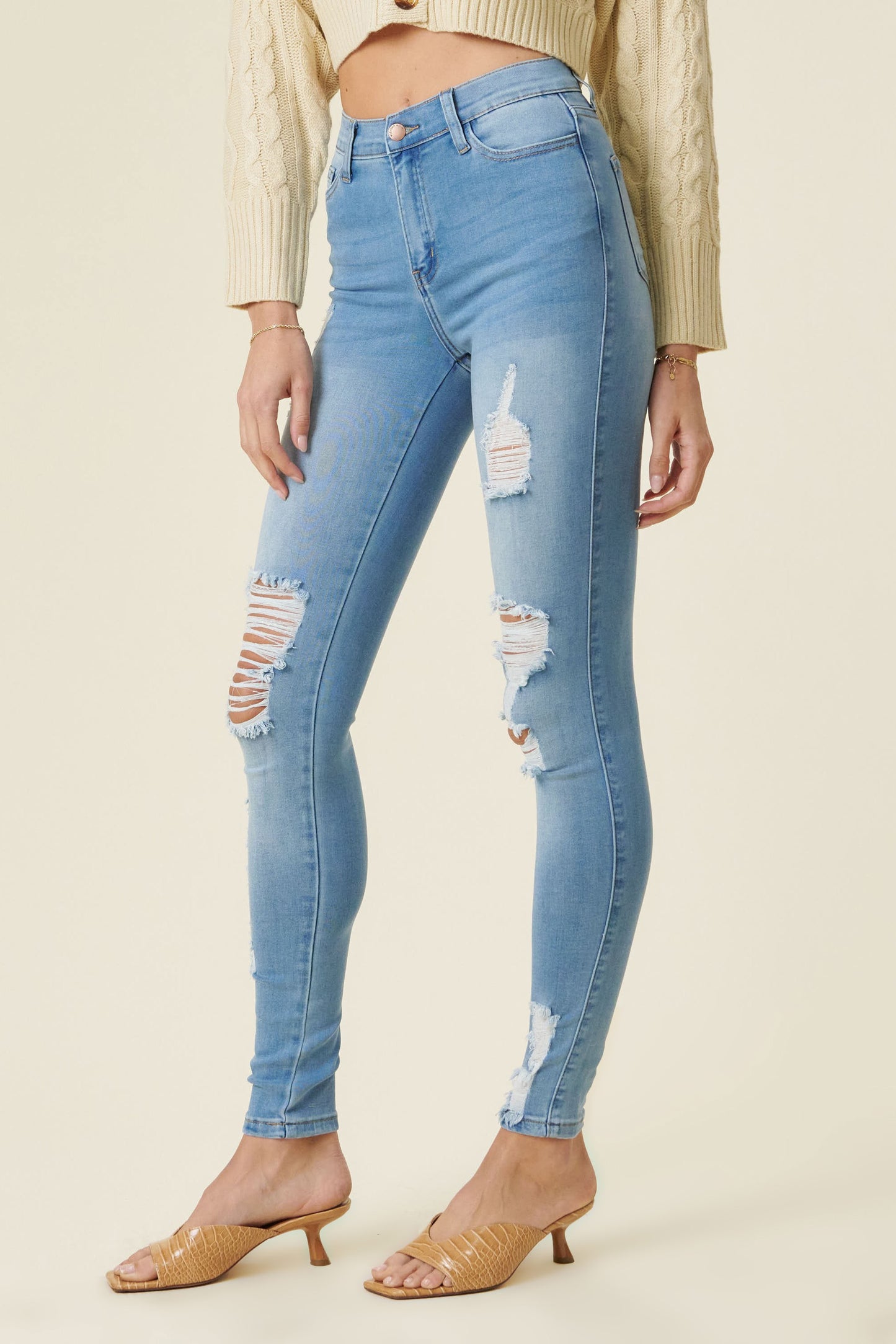 Vibrant Mid Rise Skinny Jean