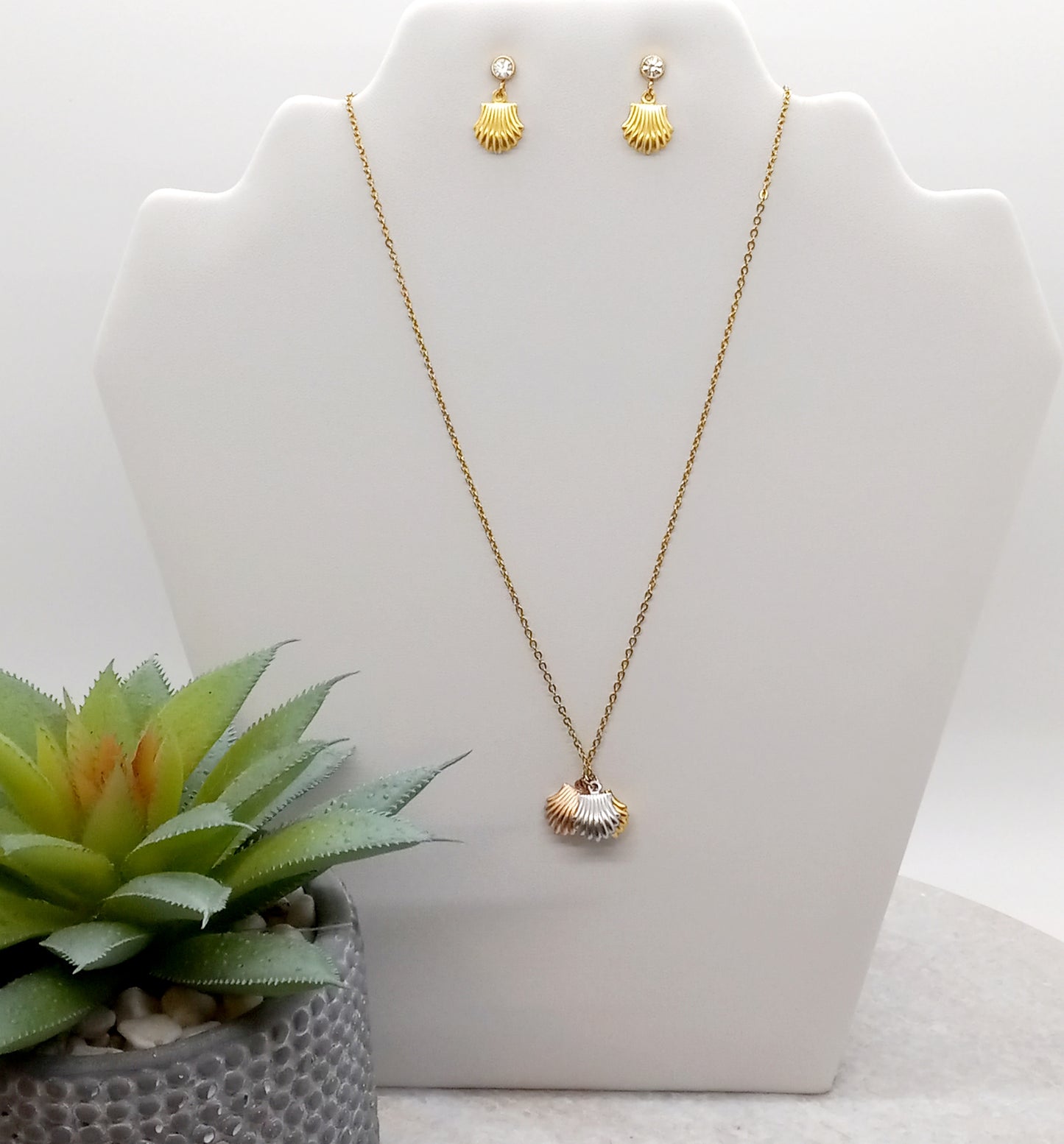 Triple Shell Necklace & Earrings